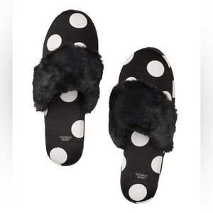 Victoria’s Secret Slippers size Large (9/10) polka dots
